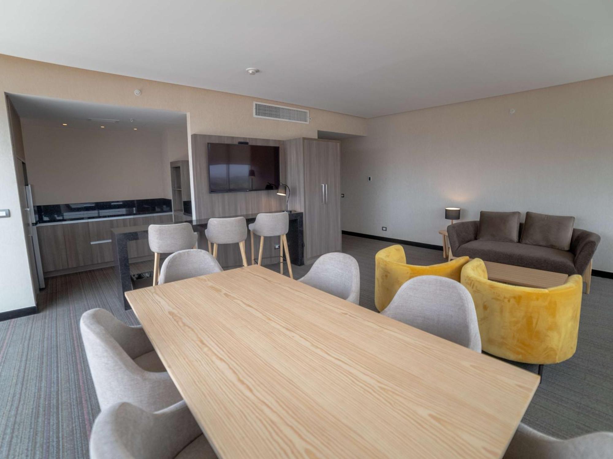 Doubletree By Hilton Trujillo Ξενοδοχείο Encalada Εξωτερικό φωτογραφία